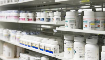 中國(guó)郵政跨界開藥店背后 企查查數(shù)據(jù)顯示藥品零售相關(guān)企業(yè)二季度同比增長(zhǎng)73%